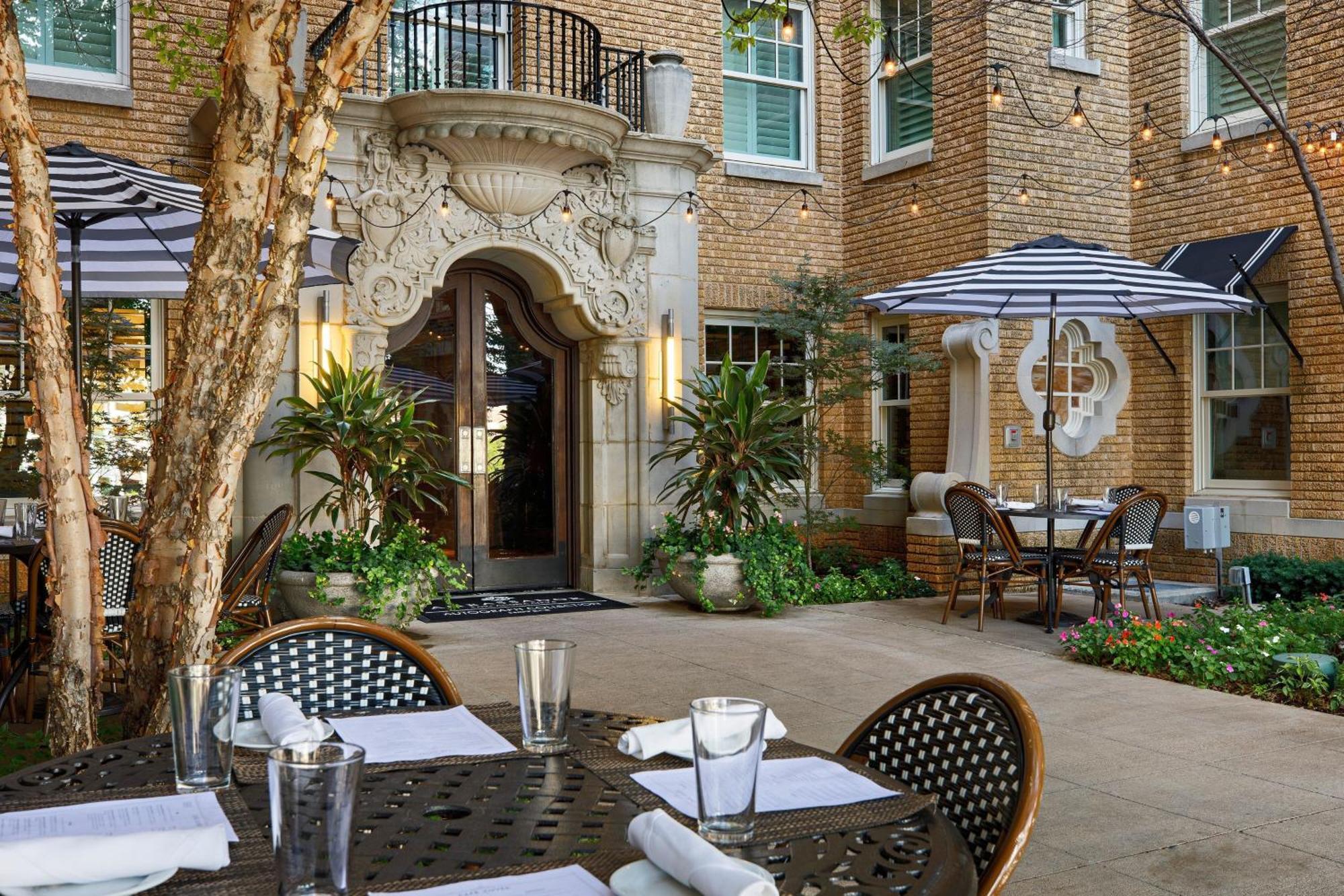 Ambassador Hotel Oklahoma City, Autograph Collection מראה חיצוני תמונה