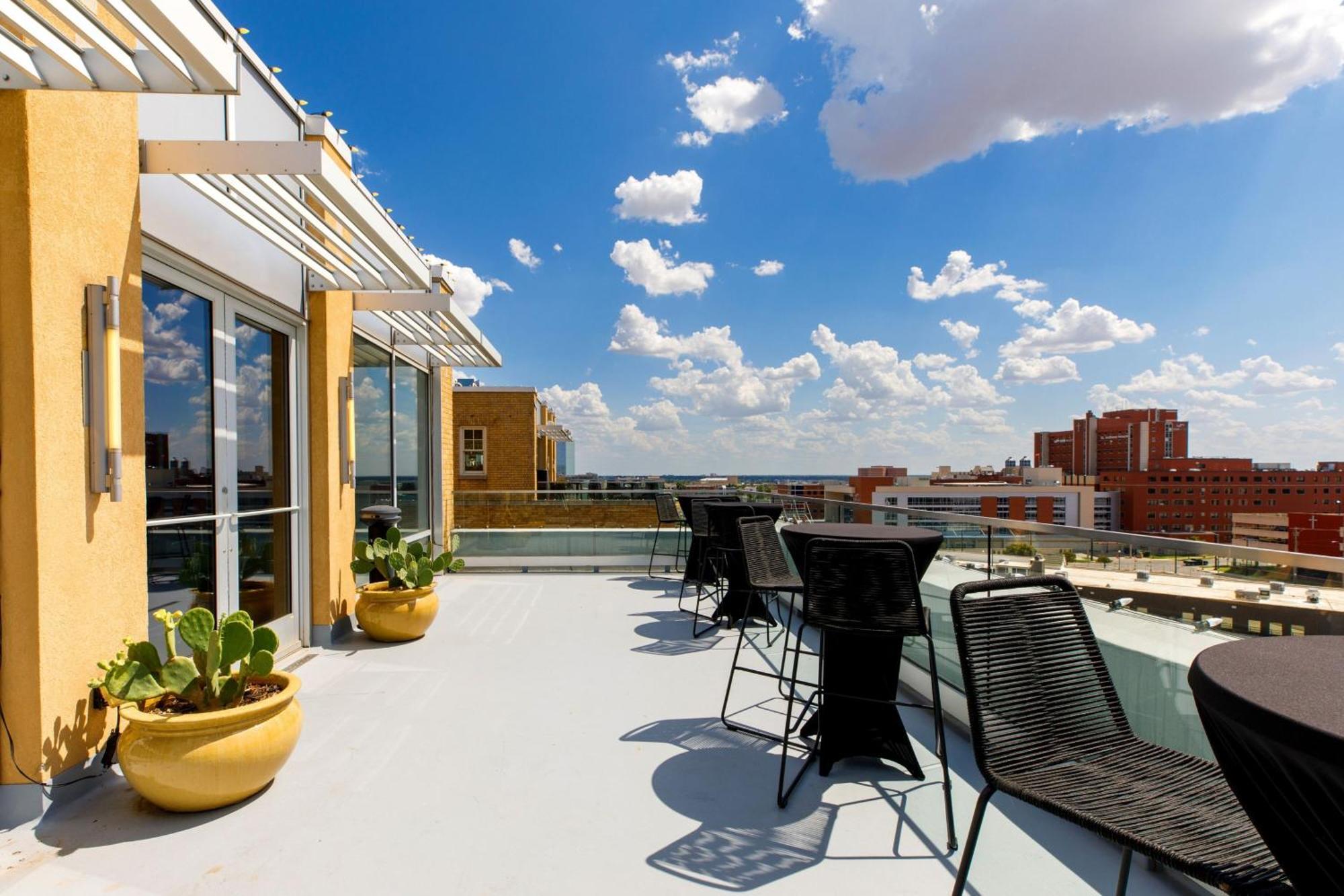 Ambassador Hotel Oklahoma City, Autograph Collection מראה חיצוני תמונה